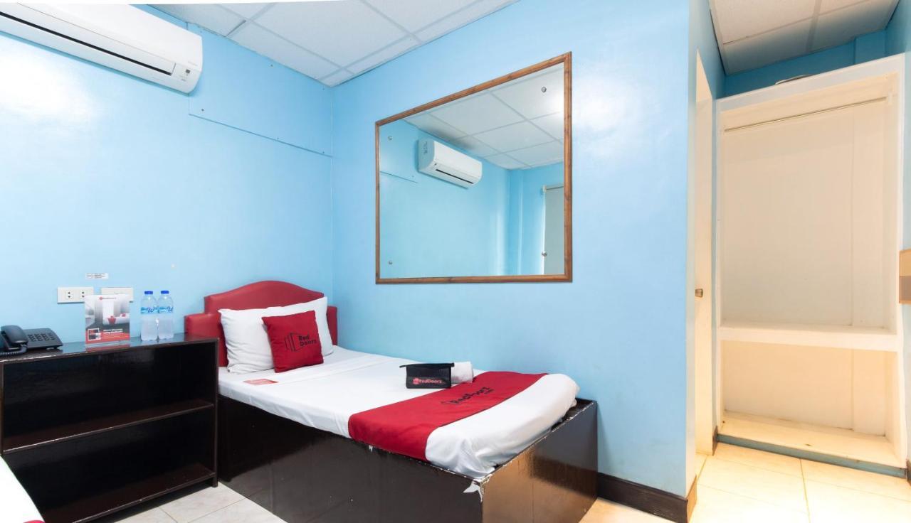 เรดดอร์ซ แอท ปิกัส ซักกาฮัน ตักโลบัน Hotel ตาโคลบัน ภายนอก รูปภาพ